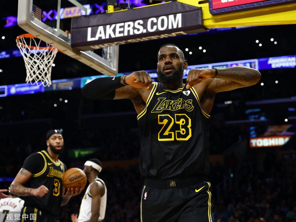 點關鍵性的 點關鍵性的