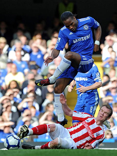 练和队员充 练和队员充